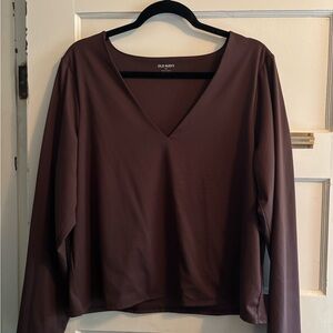 Old Navy Women's Chocolate Long Sleeve V-Neck Top